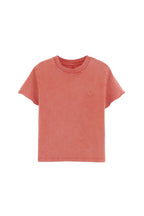 t-shirt basic con cuoricino 3D